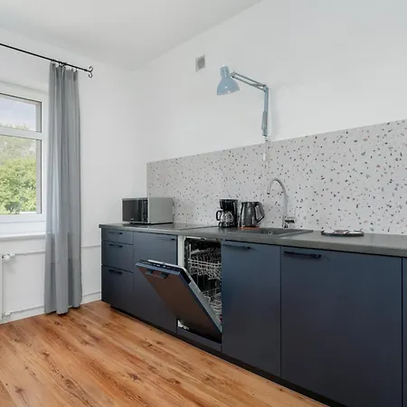 Blisko Starego Rynku Jezioro Maltanskie By Renters Apartment